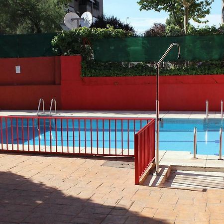 Апартаменты Vivienda Familiar Con Jardin Junto A Ifema Мадрид Экстерьер фото
