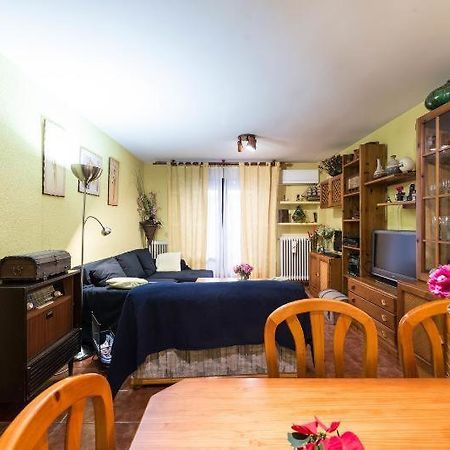 Апартаменты Vivienda Familiar Con Jardin Junto A Ifema Мадрид Экстерьер фото