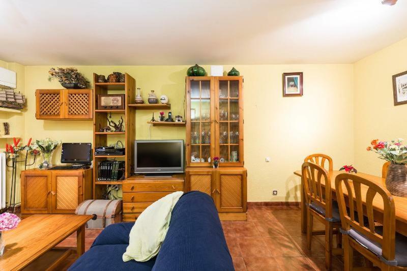 Апартаменты Vivienda Familiar Con Jardin Junto A Ifema Мадрид Экстерьер фото
