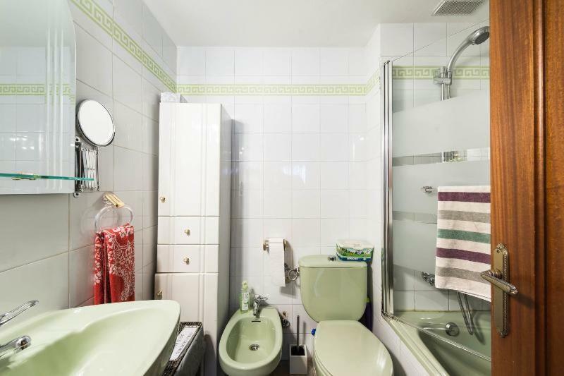 Апартаменты Vivienda Familiar Con Jardin Junto A Ifema Мадрид Экстерьер фото